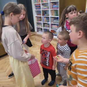Wakacje w bibliotece w Targowiskach