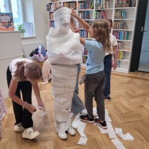 Wakacje w bibliotece w Targowiskach