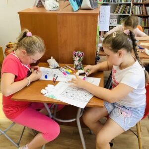 Wakacje w bibliotece w Rogach