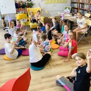 Wakacje w bibliotece w Rogach