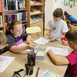 Wakacje w bibliotece w Rogach