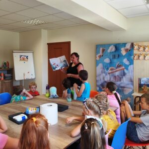 Wakacje w bibliotece we Wrocance