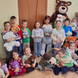 Dzień Pluszowego Misia w bibliotece we Wrocance