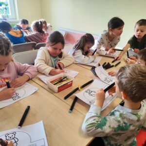 Dzień Pluszowego Misia w bibliotece we Wrocance