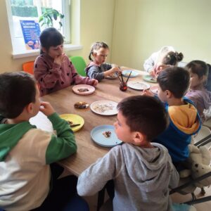 Dzień Pluszowego Misia w bibliotece we Wrocance