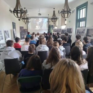 Projekcja filmu "Weigl - zwyciężyć tyfus"