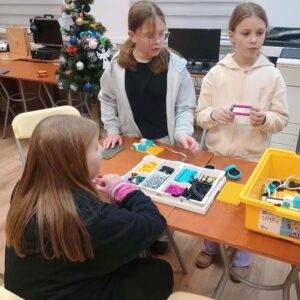 Kluboteka w Rogach