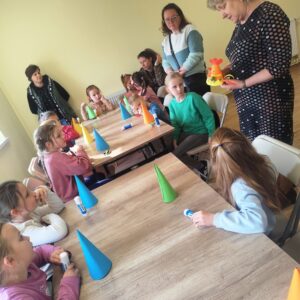 Warsztaty plastyczne we Wrocance