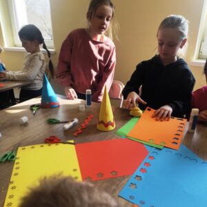 Warsztaty plastyczne we Wrocance