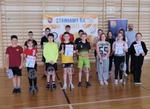 Read more about the article Świąteczne rozgrywki w badmintonie