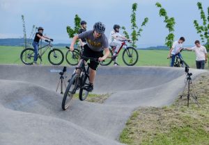 Read more about the article Ponad 40 rowerzystów na zawodach w Miejscu Piastowym